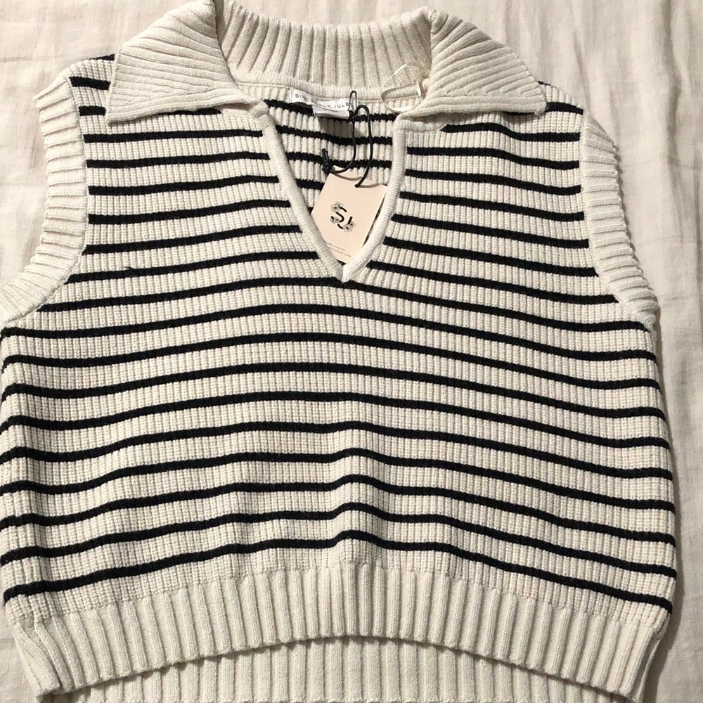 Sincerely Jules top